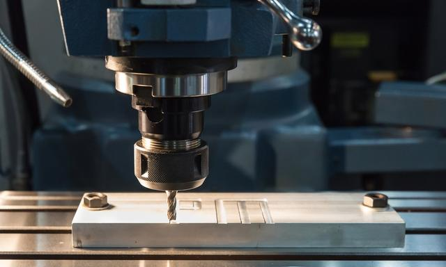 選擇雕刻機(jī)主軸要點(diǎn)，怎么判斷數(shù)控雕刻機(jī)適用主軸？